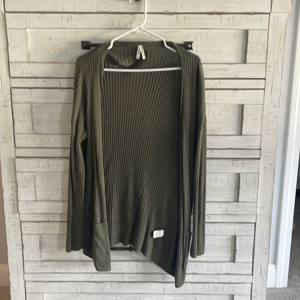 Mudd - womens large green cardigan